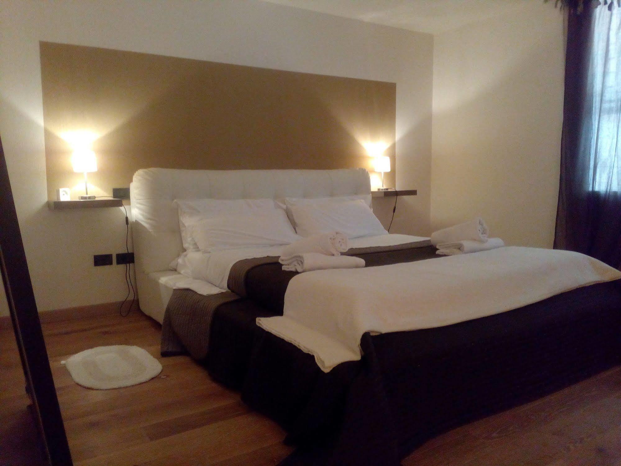 Relais Villa Lezard Lazise Exterior foto